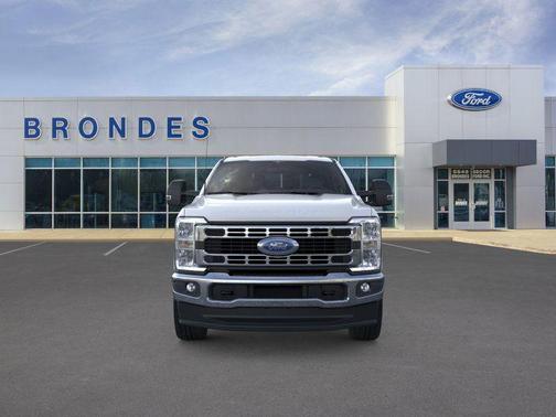 2026 Ford F-350 XLT