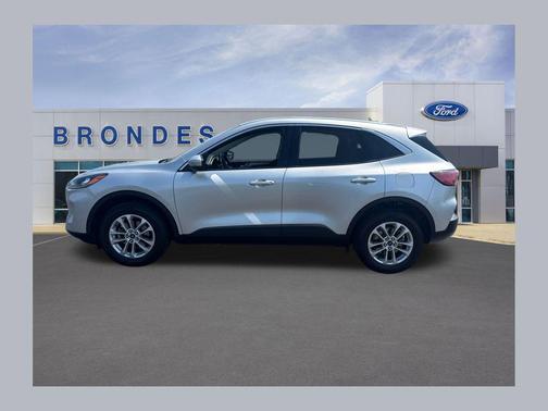 Ingot Silver Metallic 2020 Ford Escape SE