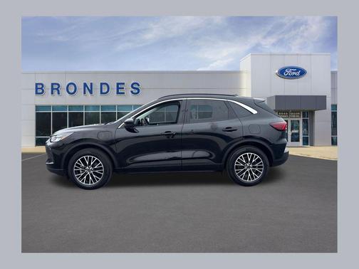 Agate Black Metallic 2023 Ford Escape PHEV SE