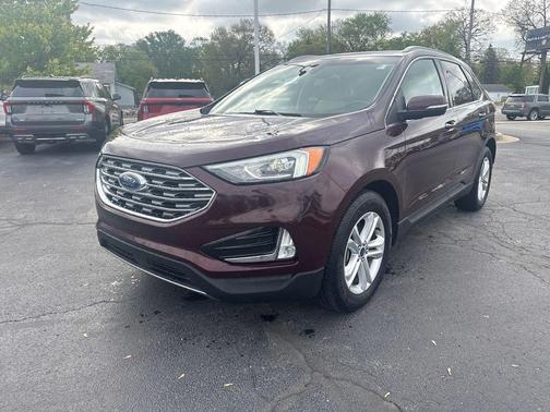 Burgundy Velvet Metallic Tinted Clearcoat 2020 Ford Edge SEL
