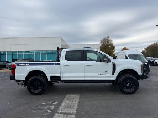 2026 Ford F-250 Lariat