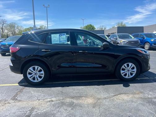 2022 Ford Escape S
