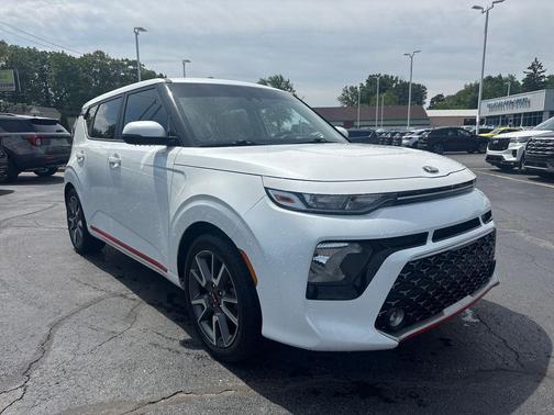 Snow White Pearl 2020 Kia Soul GT-Line