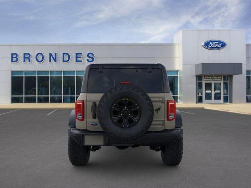 Desert Sand 2025 Ford Bronco Big Bend