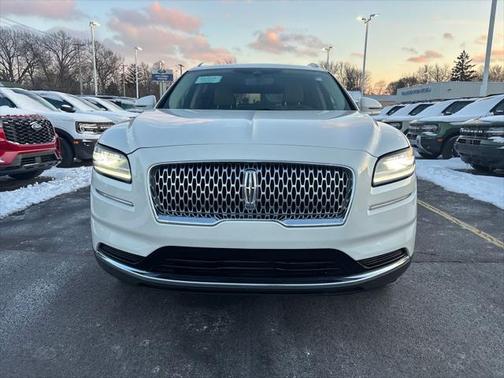 2022 Lincoln Nautilus Standard