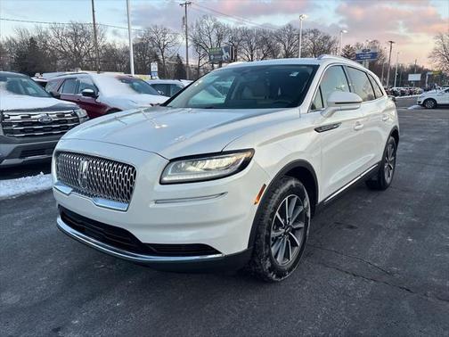2022 Lincoln Nautilus Standard