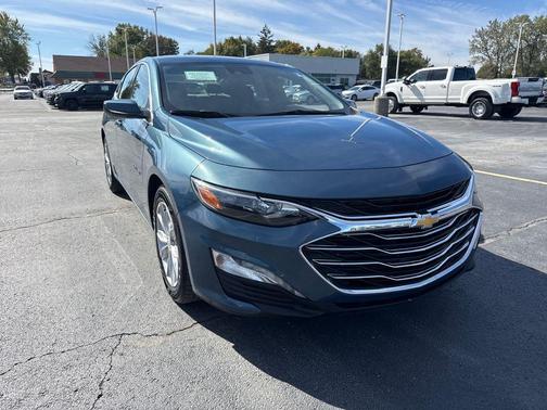 2025 Chevrolet Malibu LT