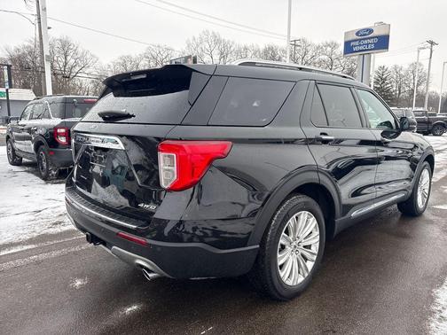 2023 Ford Explorer Limited