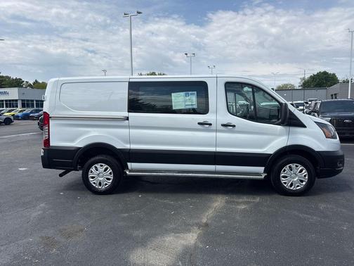 Oxford White 2024 Ford Transit-250 Base