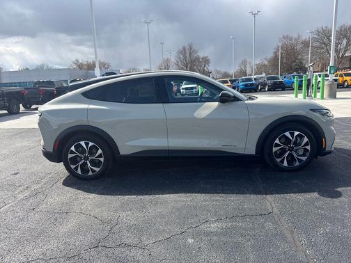 2025 Ford Mustang Mach-E Select