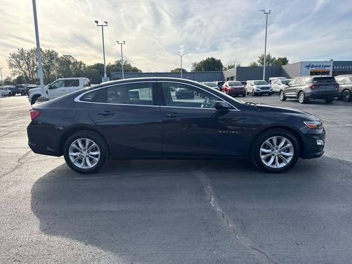 2025 Chevrolet Malibu LT
