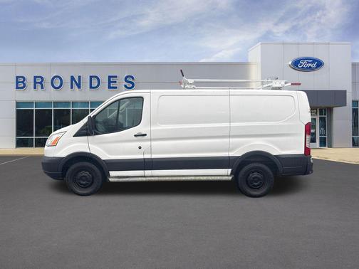 2015 Ford Transit-250 Base