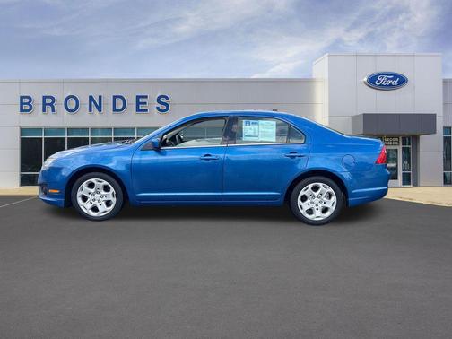 Blue Flame Metallic 2011 Ford Fusion SE