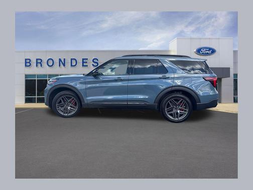 Vapor Blue 2025 Ford Explorer ST-Line