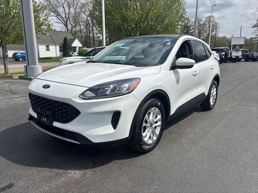 2020 Ford Escape SE