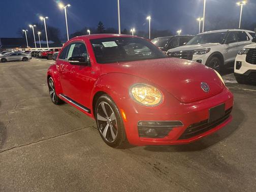 2016 Volkswagen Beetle R-Line SE