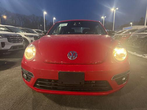 2016 Volkswagen Beetle R-Line SE