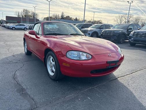 1999 Mazda MX-5 Miata Base