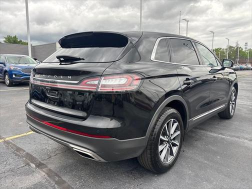 2022 Lincoln Nautilus Standard