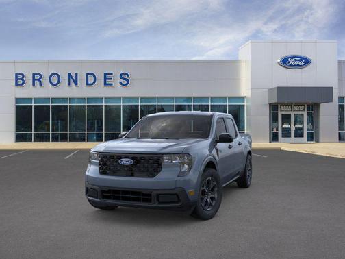 Azure Gray Metallic Tri-Coat 2026 Ford Maverick XLT