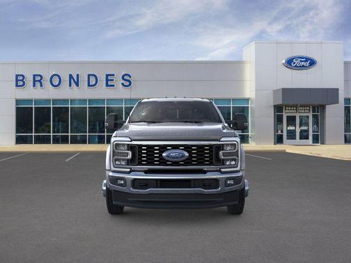 2026 Ford F-450 Lariat