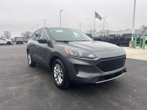 Carbonized Gray Metallic 2022 Ford Escape SE