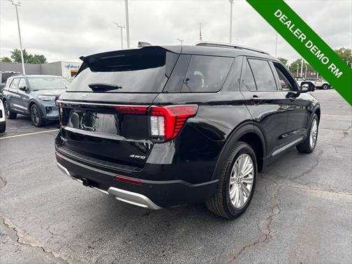 2025 Ford Explorer Platinum