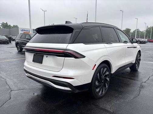 2024 Lincoln Nautilus Reserve