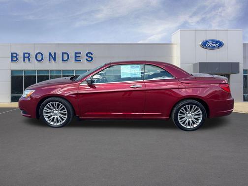 2012 Chrysler 200 Limited