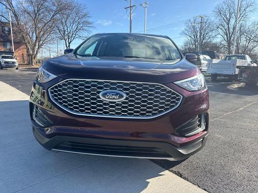 Burgundy 2024 Ford Edge SEL