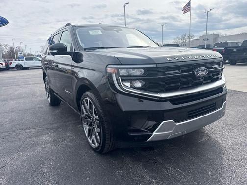Agate Black Metallic 2025 Ford Expedition Platinum