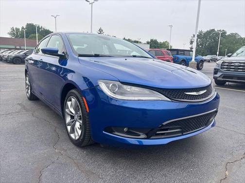 2015 Chrysler 200 S