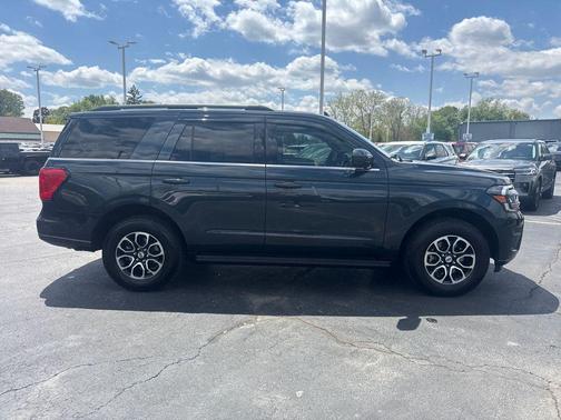 Stone Blue Metallic 2023 Ford Expedition XLT