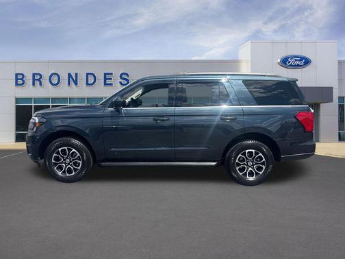Stone Blue Metallic 2023 Ford Expedition XLT