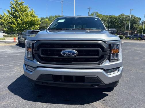 Iconic Silver Metallic 2023 Ford F-150 XLT