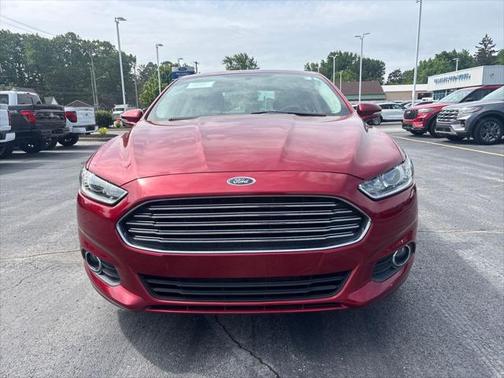 2014 Ford Fusion SE