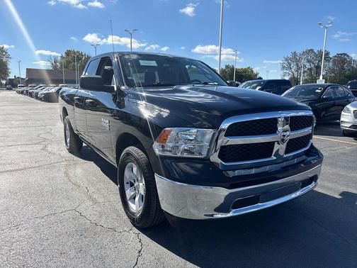 2024 RAM 1500 Classic SLT