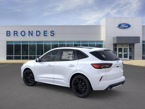 2025 Ford Escape ST-Line Elite