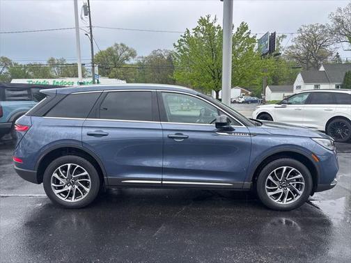 2022 Lincoln Corsair Standard