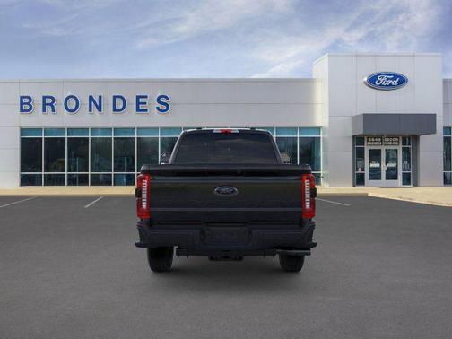 2025 Ford F-350 Lariat