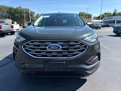 2022 Ford Edge SE
