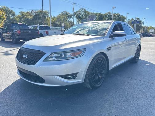 2010 Ford Taurus SHO