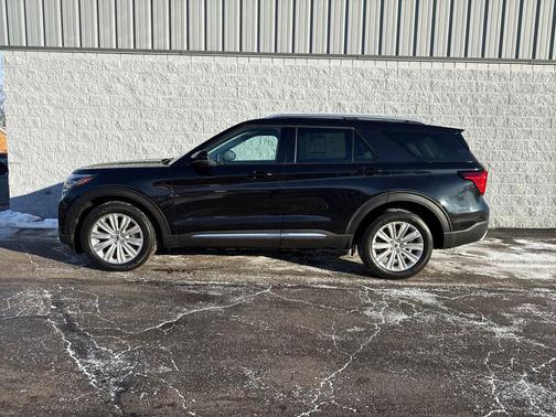 Agate Black Metallic 2025 Ford Explorer Platinum