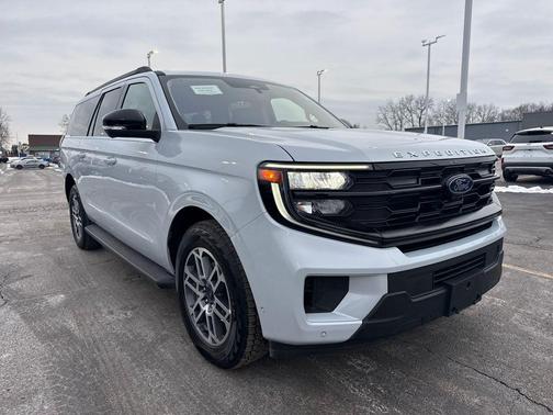 2025 Ford Expedition Active
