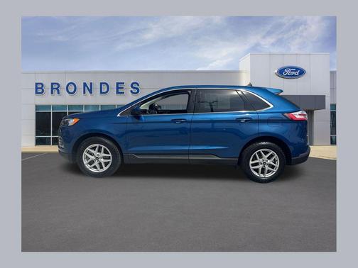 Atlas Blue Metallic 2024 Ford Edge SEL