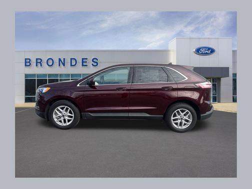 Burgundy Velvet Metallic Tinted Clearcoat 2024 Ford Edge SEL