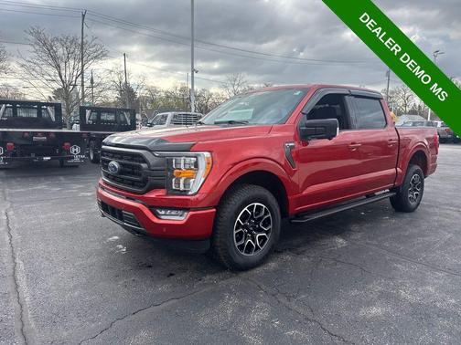 Chili Pepper Red 2023 Ford F-150 XLT