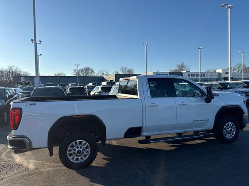 2022 GMC Sierra 2500 SLE