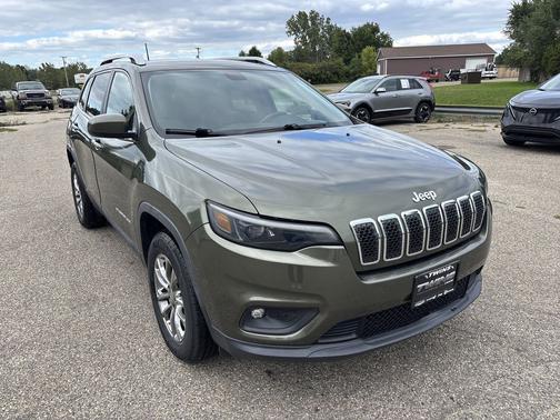 Olive Green Pearlcoat 2019 Jeep Cherokee Latitude Plus