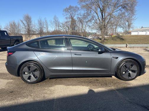 2023 Tesla Model 3 Standard Range